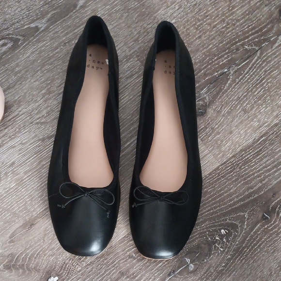 A New Day Women's Flats - Cream and Black - Picture 5 of 11